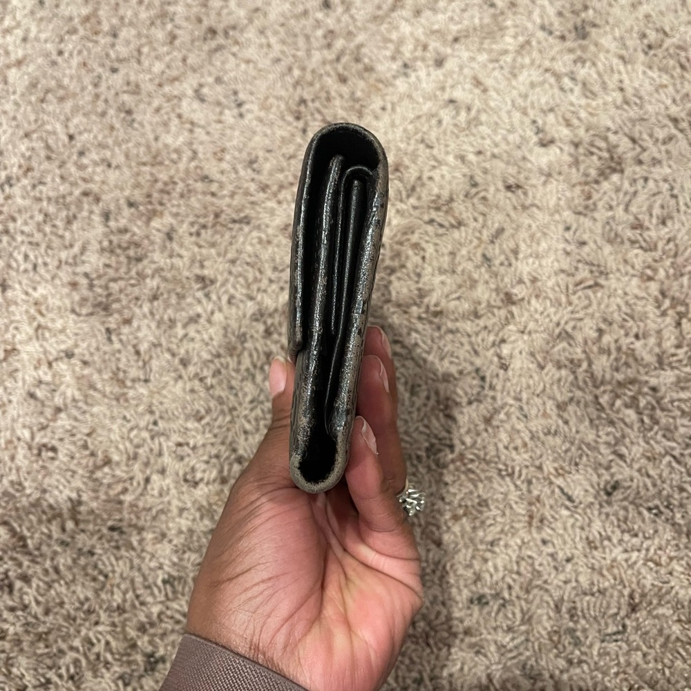 Authentic Gucci Web Wallet - Picture 10 of 15